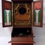 Colecția știință și tehnică reconstituie universul tehnico – științific și aplicativ